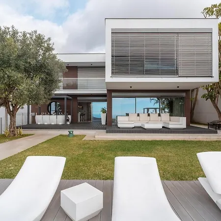 Villa Heated Infinity Pool, Sea View, Jacuzzi, Sauna Funchal (Madeira)
