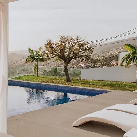 Heated Infinity Pool, Sea View, Jacuzzi, Sauna Villa Funchal (Madeira)