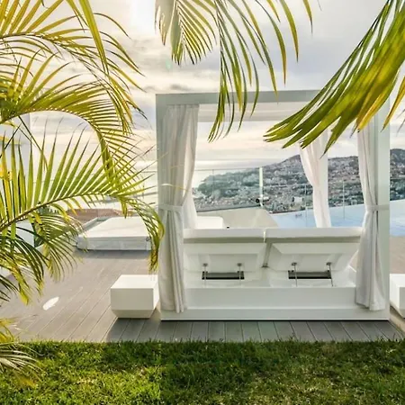 Heated Infinity Pool, Sea View, Jacuzzi, Sauna Villa Funchal (Madeira)