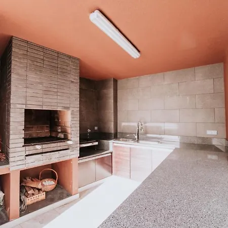 Heated Infinity Pool, Sea View, Jacuzzi, Sauna Villa
