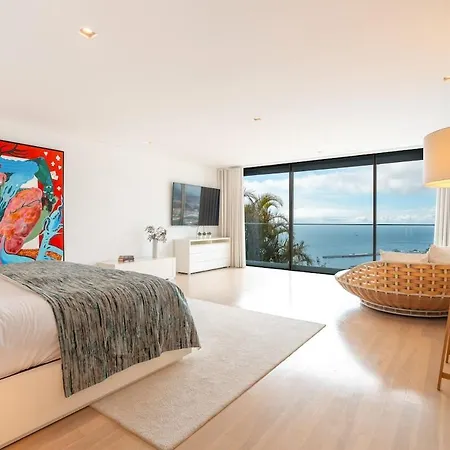 Heated Infinity Pool, Sea View, Jacuzzi, Sauna Funchal (Madeira)