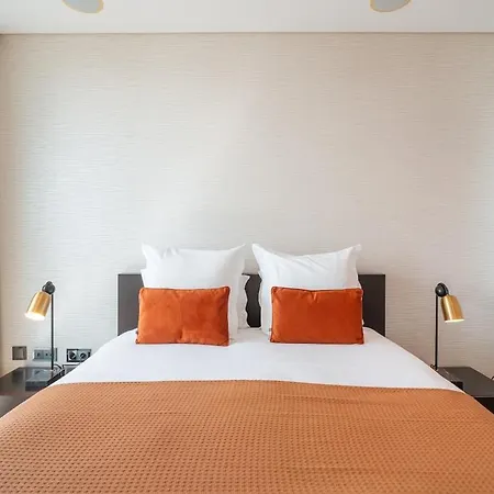 Heated Infinity Pool, Sea View, Jacuzzi, Sauna * Funchal (Madeira)